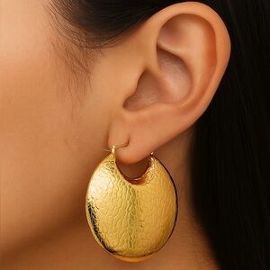 🌹✅Elegant Gold Hoop Earrings